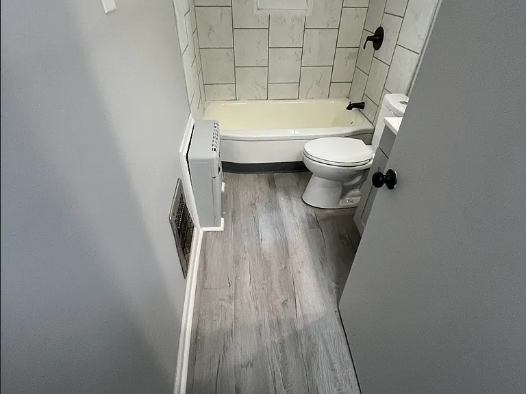 907 Wheatley Ave #4 — Photo 5
