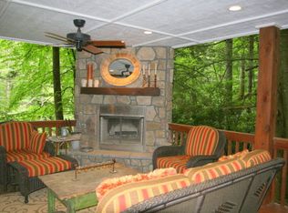 215 Racquet Club Dr, Cashiers, NC 28717