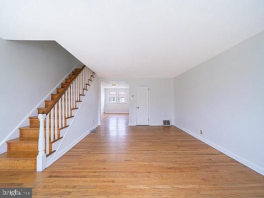 5th image of 2819 Glenview St