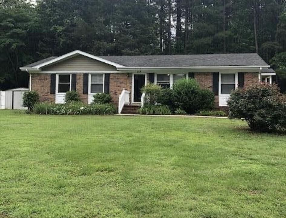1st image of 310 Leonard St