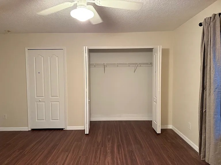 6530 Lake Pembroke Pl — Photo 4