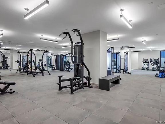 5th image of 131-02B 40TH Road #9O