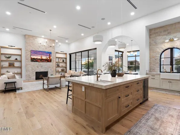 9762 W JJ RANCH Road, Peoria, AZ 85383