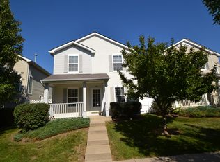 141 Mountain Laurel Ct, Romeoville, IL 60446