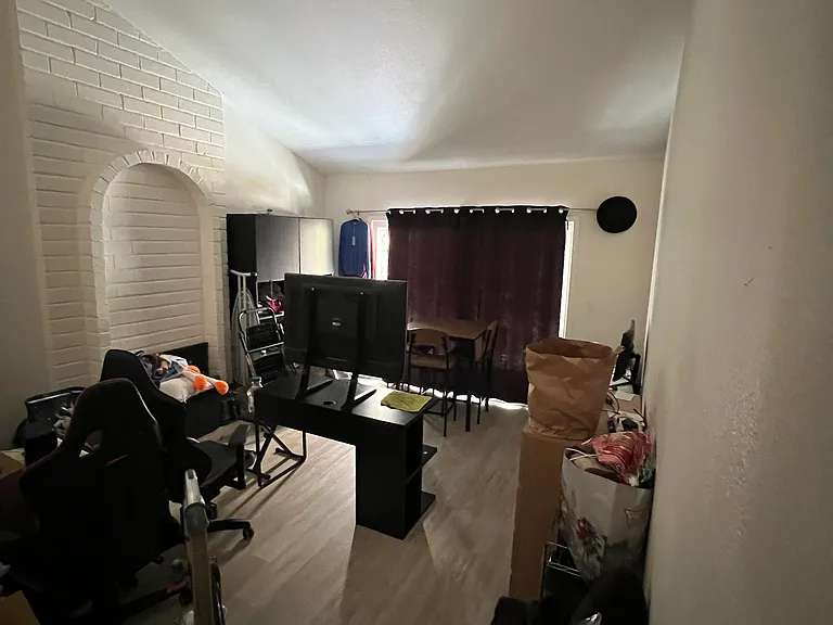 130 Fuschia Ct — Photo 6