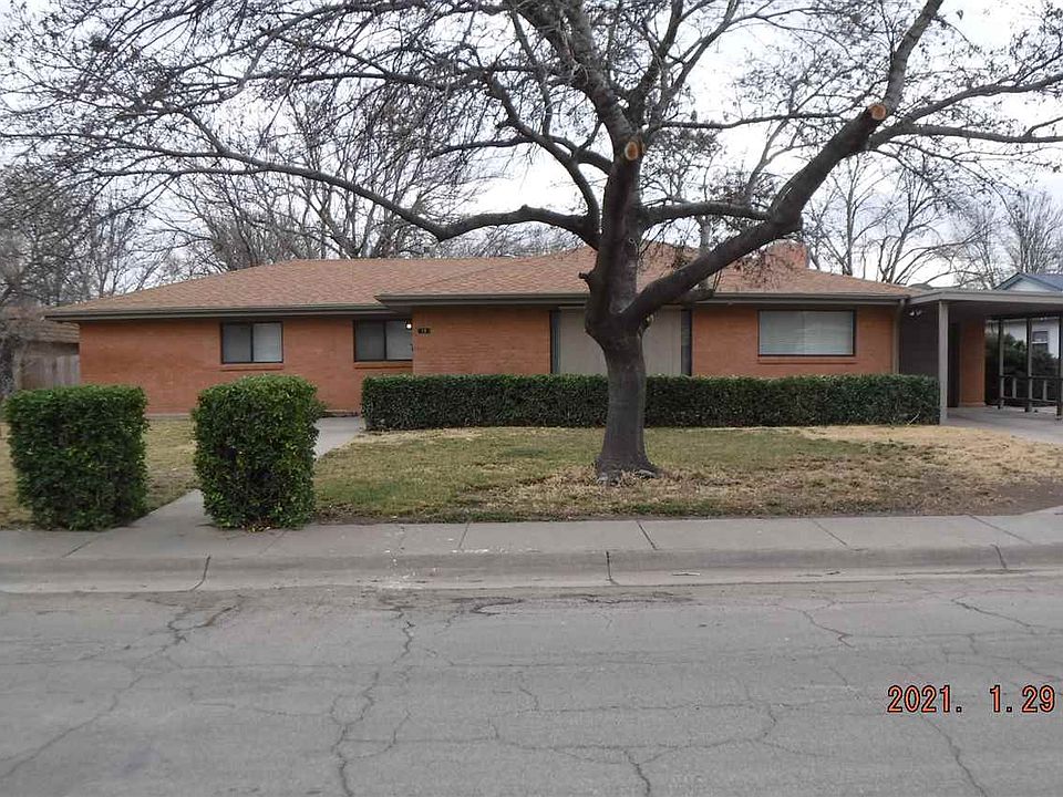 1st image of 15 Forest Dr