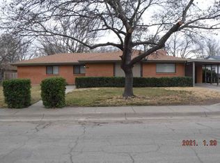 15 Forest Dr, Roswell, NM 88203