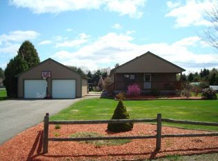 188 Turners Falls Rd, Bernardston, MA 01337