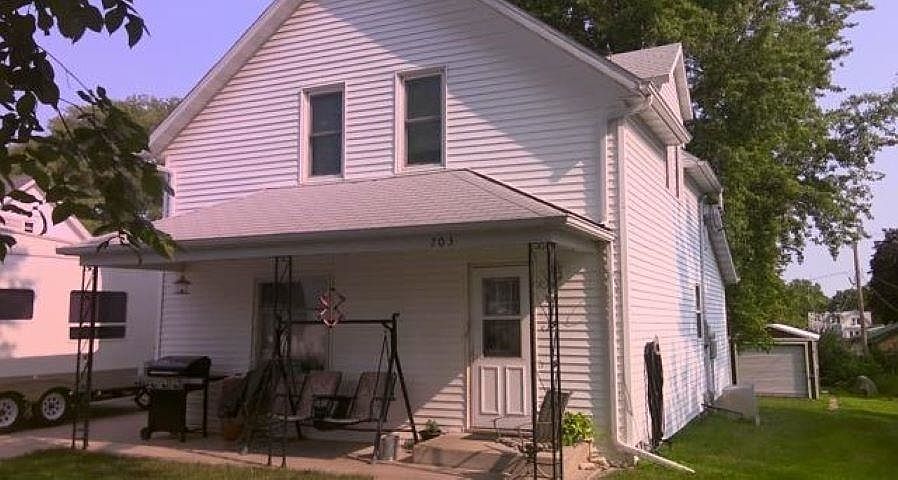 1st image of 703 W Pilcher Ave