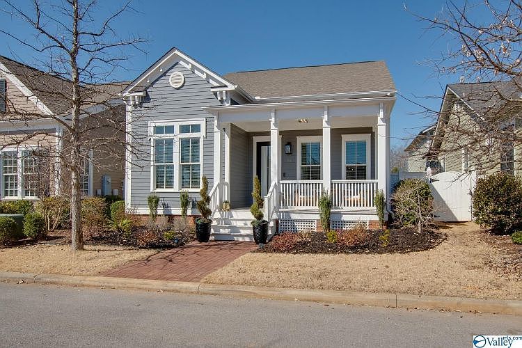 1st image of 24 College Hill Cir NW