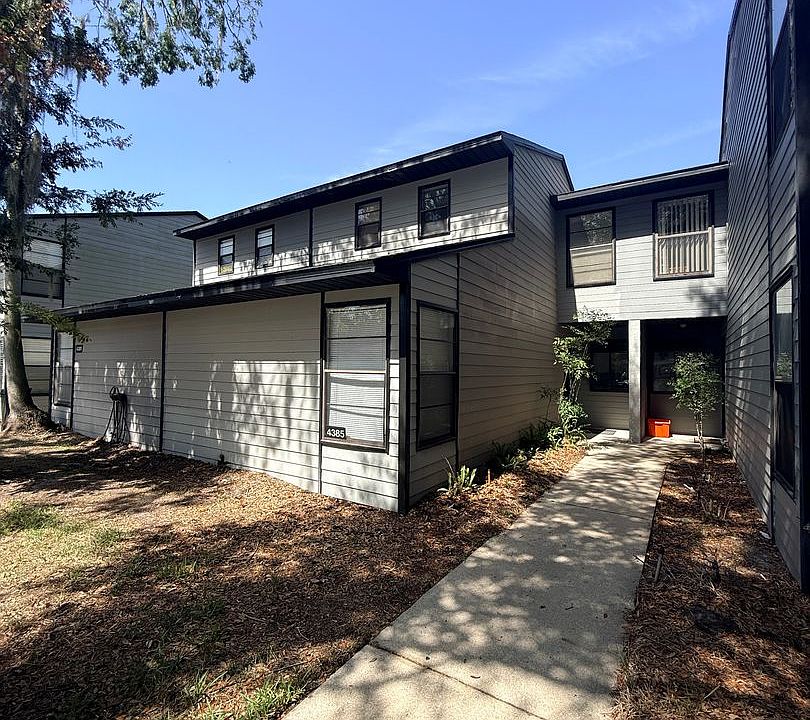 1st image of 4385 SW 20th Ln