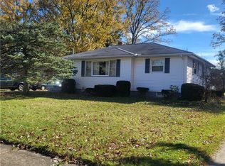 1321 Westwood Dr, Lorain, OH 44053