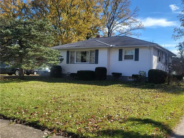 1321 Westwood Dr, Lorain, OH 44053