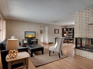 3390 Scott Ave N, Golden Valley, MN 55422