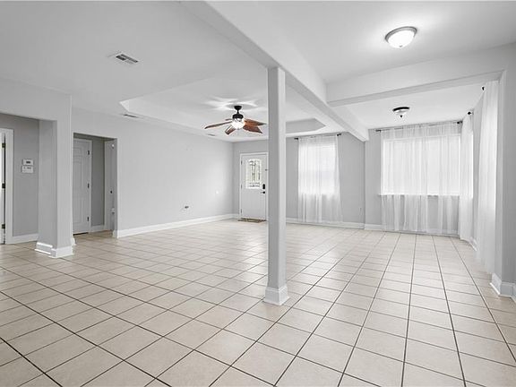 5th image of 8521 Palm St #1