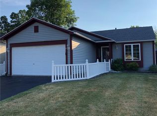 81 Atwood Dr, Rochester, NY 14606