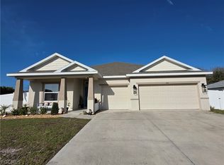 4102 SW 14th Place Cpe, Coral, FL 33914