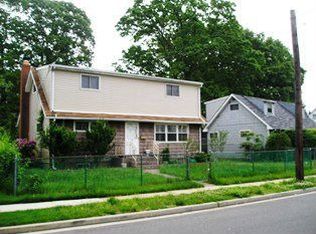 504 Whitestar Ave, West Hempstead, NY 11552