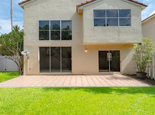 924 Opal Ter, Fort Lauderdale, FL 33326