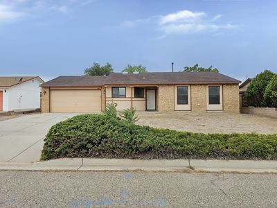 1905 Roanoke Dr NE, Rio Rancho, NM, 87144