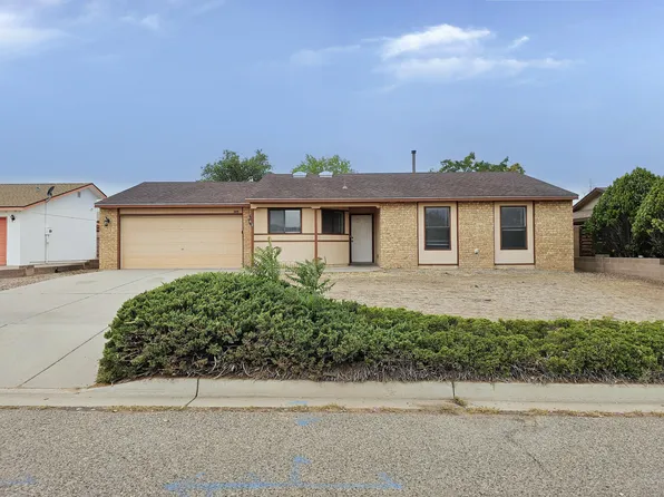 1905 Roanoke Dr NE, Rio Rancho, NM 87144