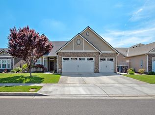 2563 Bell Port Ave, Tulare, CA