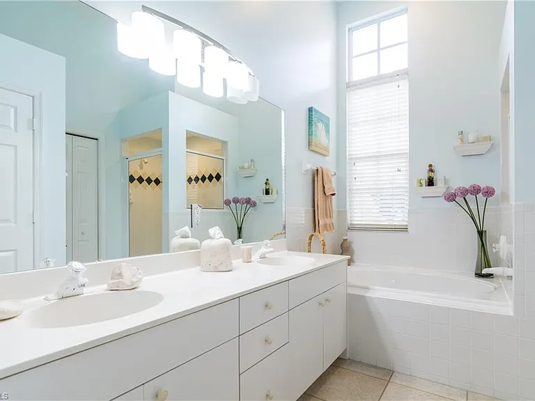 7720 Gardner Dr #201 — Photo 7