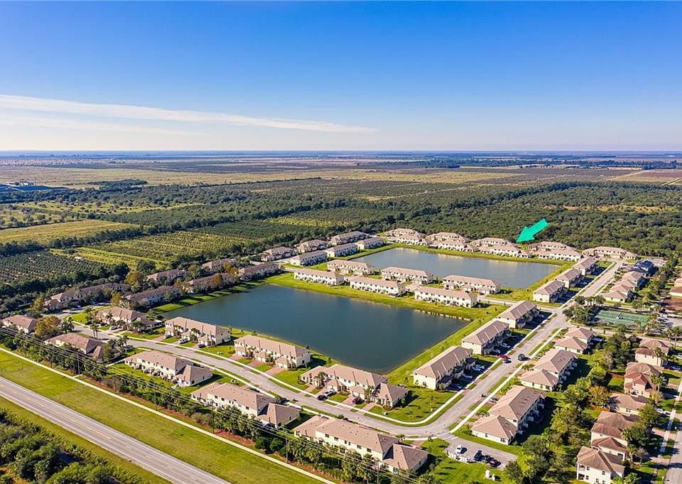 1st image of 10094 W Villa Cir