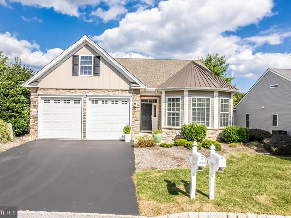 1660 Village Ave, Garnet Valley, PA 19060