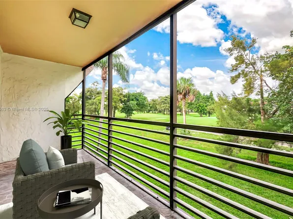 7950 W McNab Rd APT 208, Tamarac, FL 33321