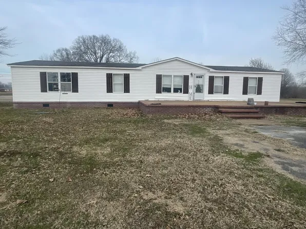 45 Old Henderson Rd, Pinson, TN 38366