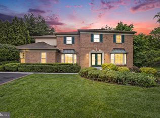 1989 Armstrong Dr, Lansdale, PA