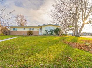 1229 S Ashley Way, Moses Lake, WA 98837