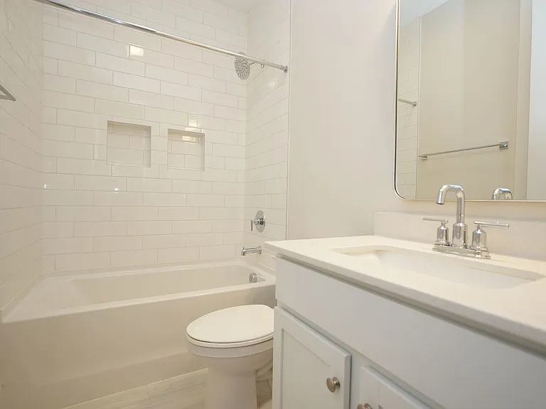 1405 Kenilworth Ave — Photo 23