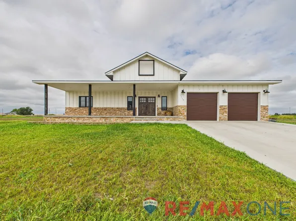 2115 Idlewild Way, Garden City, KS 67846
