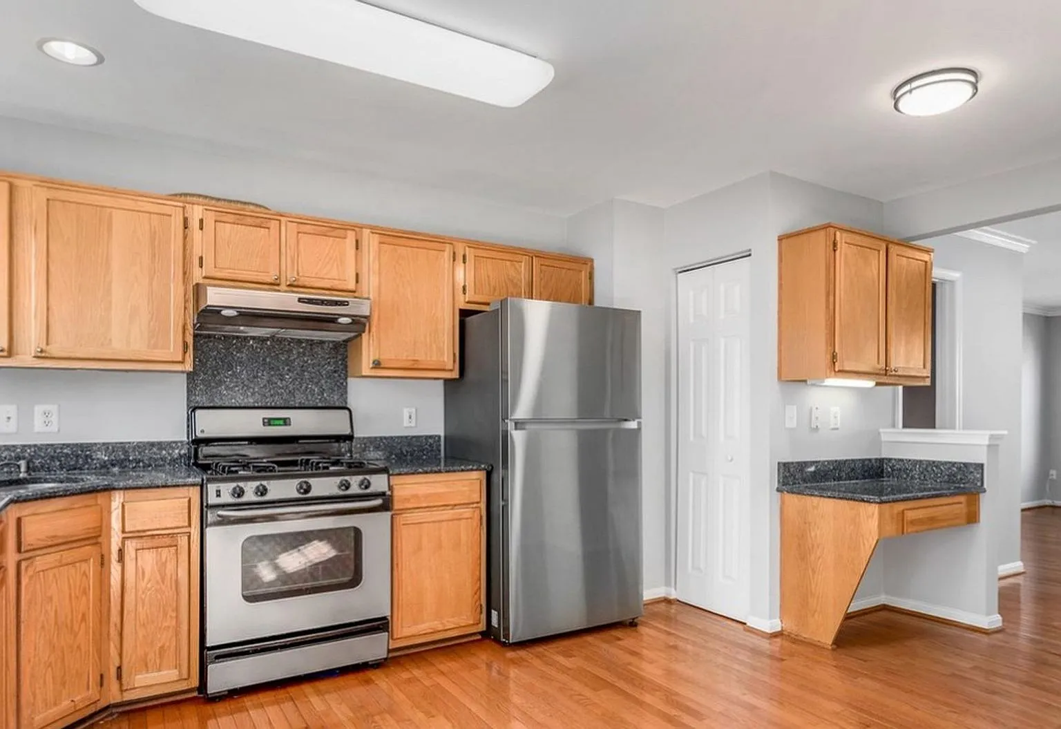 Welcome to 45461 Bluemont Junction Sq, Sterling, VA! — Photo 3