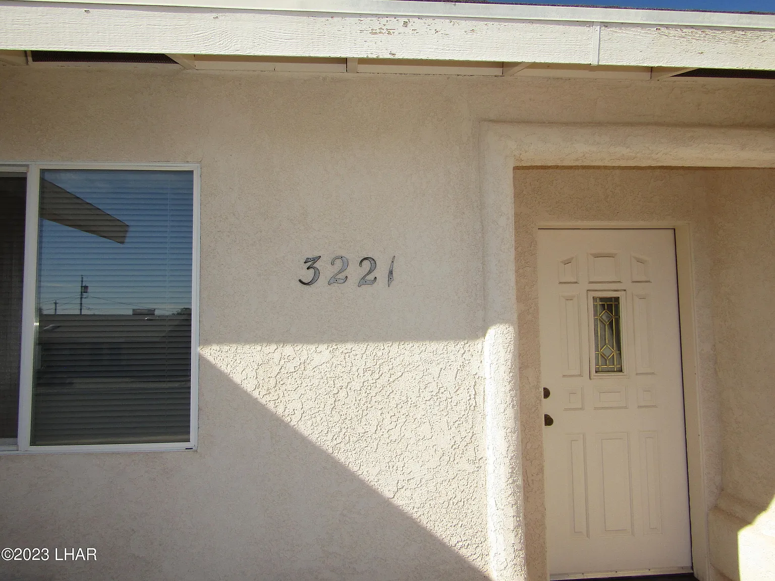 3 bed, 2.0 bath, 1544 sqft, $1,850 — Photo 3