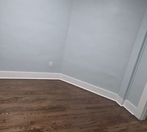 4th image of 610 18th Ave Floor 2