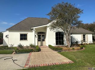 19062 E Pinnacle Cir, Baton Rouge, LA 70810
