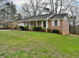 268 Richmond Hill Dr, Asheville, NC 28806