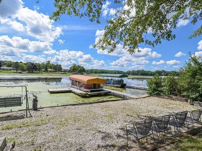 5822 N River Bay Rd, Waterford, WI, 53185