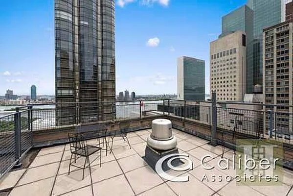 Rented by Caliber Associates | media 16