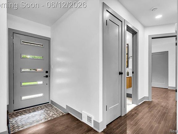 4th image of 20200 Brookshire St
