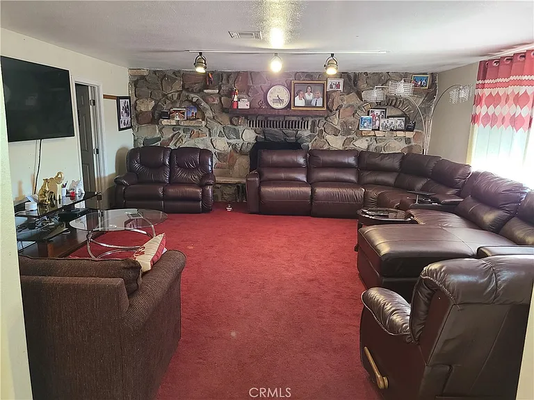 11685 Holmes Ave — Photo 18