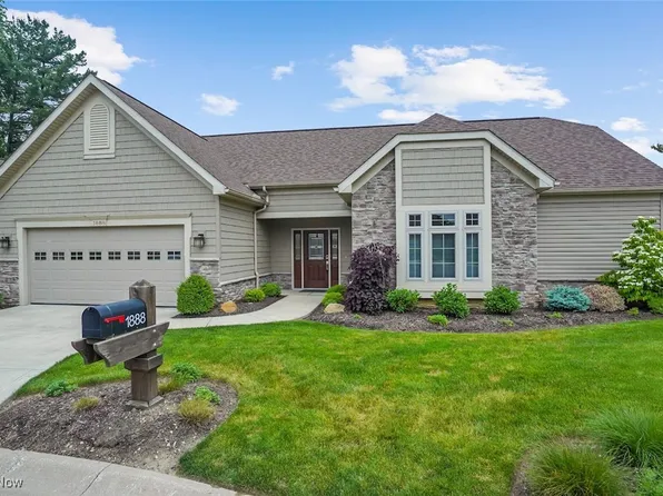 1888 Bradford Pointe Ln, Akron, OH 44313