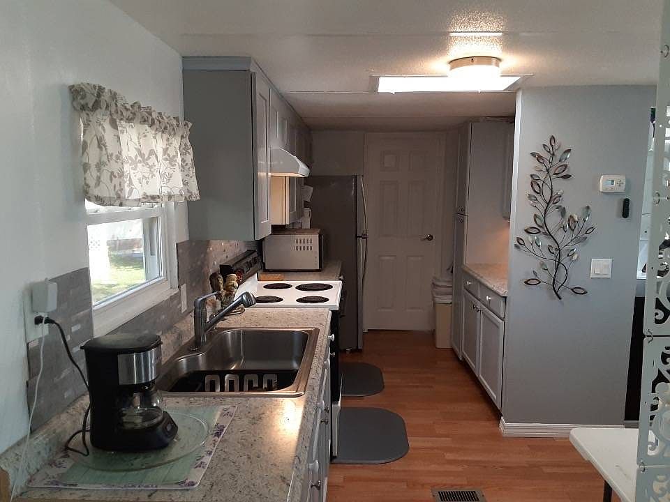 1st image of 3308 Nauvoo Ave #229