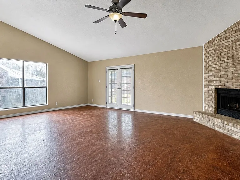3426 Meadow Head Dr — Photo 7