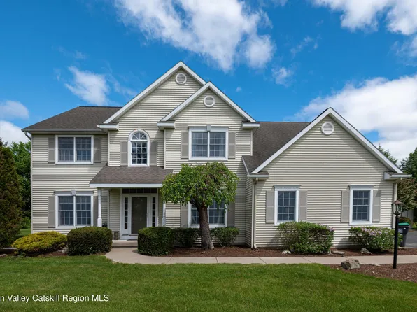 118 Blossom Lane, Valatie, NY 12184