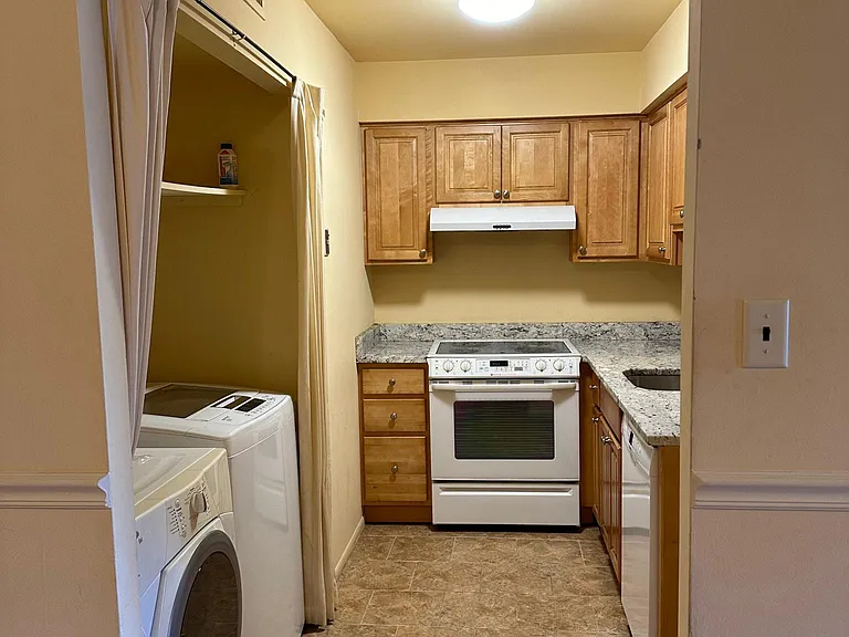 2020 Jason Dr #A — Photo 7