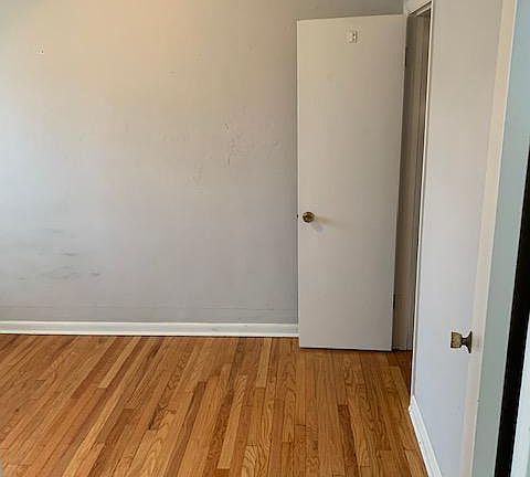 2nd image of 4902 Itaska St APT 22